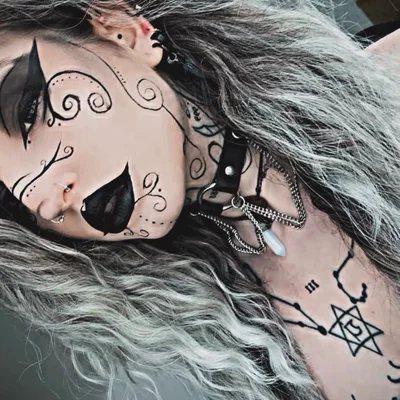 Agnes Moon